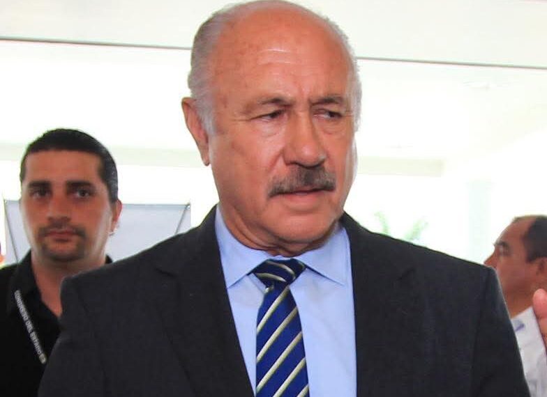 De un infarto, fallece José Enrique Levet Gorozpe, conocido como “El Papo” Levet, secretario general del Sindicato del Personal Académico de la Universidad Veracruzana (FESAPAUV)