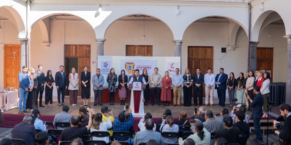 Presenta municipio de Coatepec a integrantes de su Gabinete