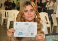 Alcaldesa Maryjose Gamboa pone el ejemplo y cumple con el pago del impuesto predial