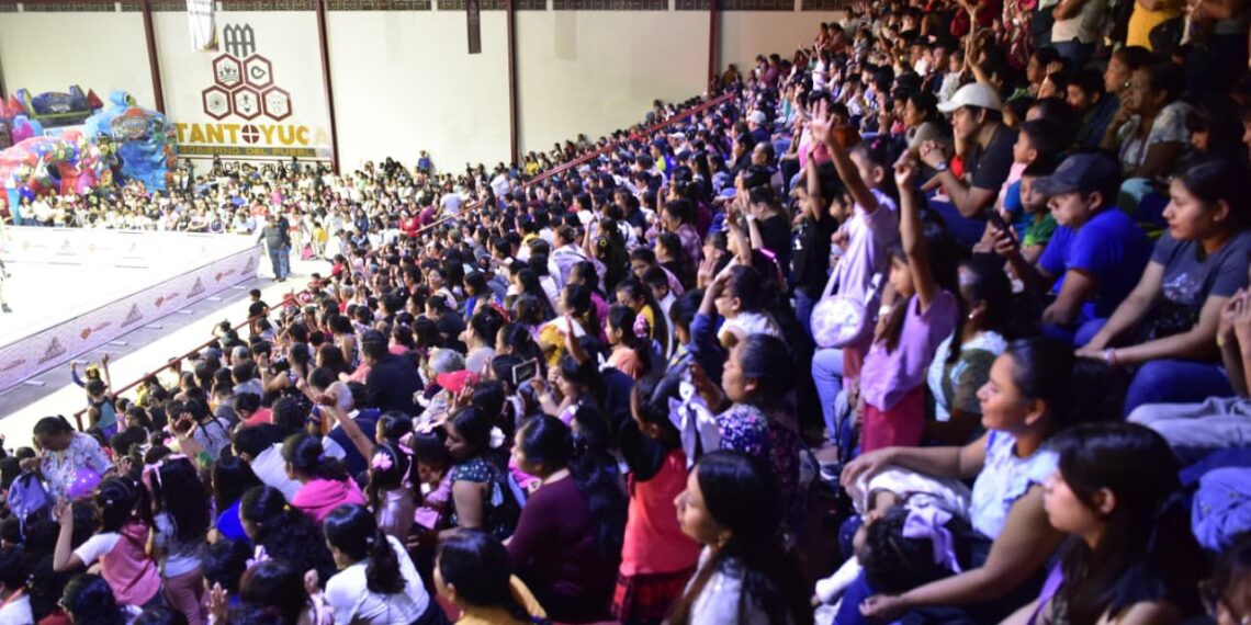 Ayuntamiento de Tantoyuca y DIF Municipal encabezan espectacular festejo de Día de Reyes en Tantoyuca