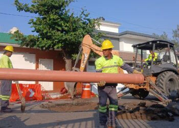 Por intervención directa de la alcaldesa Maryjose Gamboa, CAB inicia reparación del socavón que apareció en la Tampiquera
