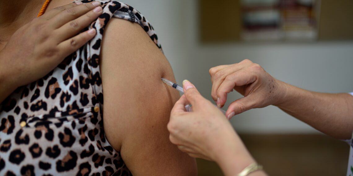 Vacuna contra el sarampión disponible en todos los centros de la Secretaría de Salud