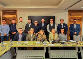 Alcaldesa Maryjose Gamboa expone ante CAB rezago de más de 3 mil quejas ciudadanas sin atender