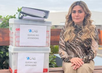 Llega Alcaldesa Maryjose Gamboa a Asamblea con Consejeros de CAB con más de 3 mil quejas ciudadanas que no han sido atendidas por la empresa