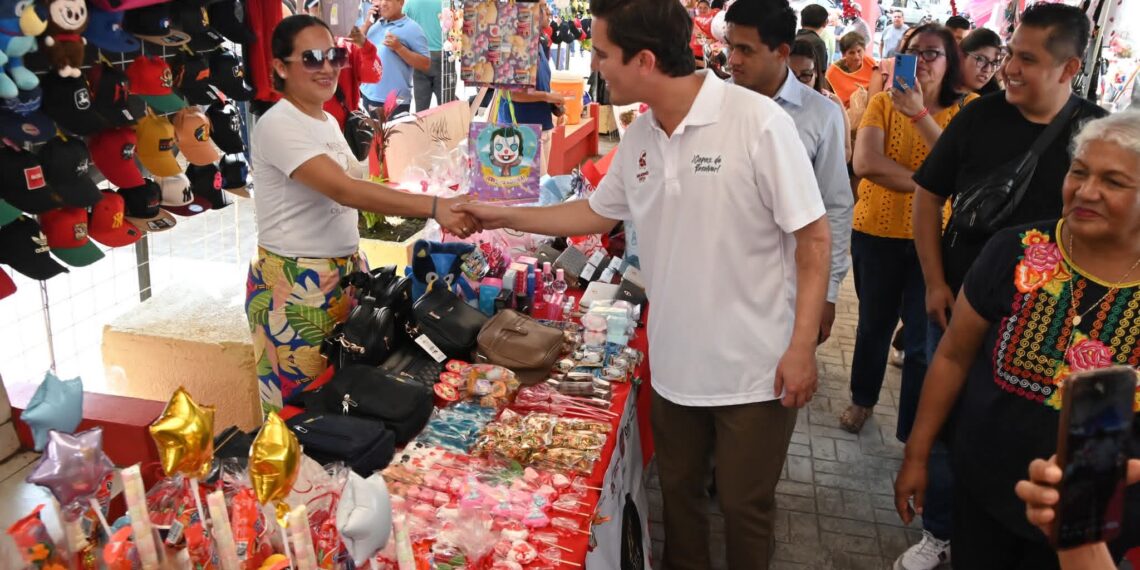 Inaugura Ayuntamiento de San Andrés Tuxtla “Callejoneada del Amor y la Amistad” 