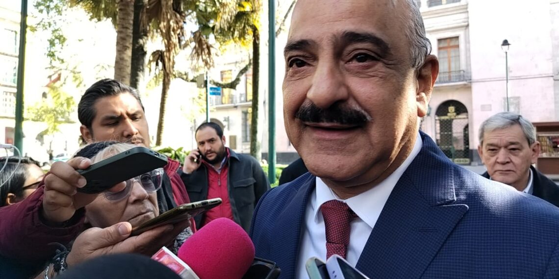 Admite Ricardo Ahued Bardahuil, en Veracruz opera un cartel y arrancará operativo en notarías