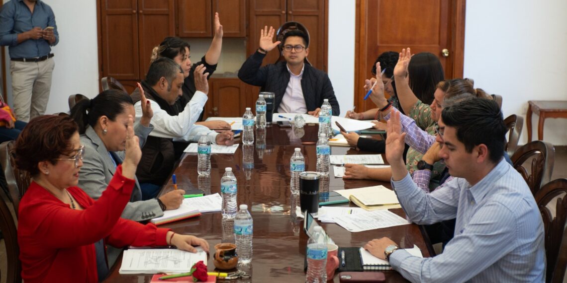 Cabildo aprobó estímulos al predial y revisó agenda de servicios públicos