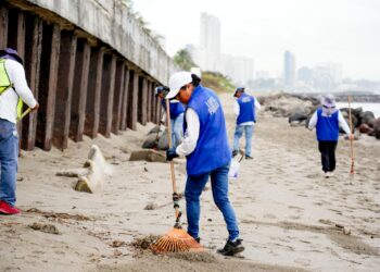 Playas en Boca del Río están y estarán limpias en Semana Santa: Alcaldesa Maryjose Gamboa