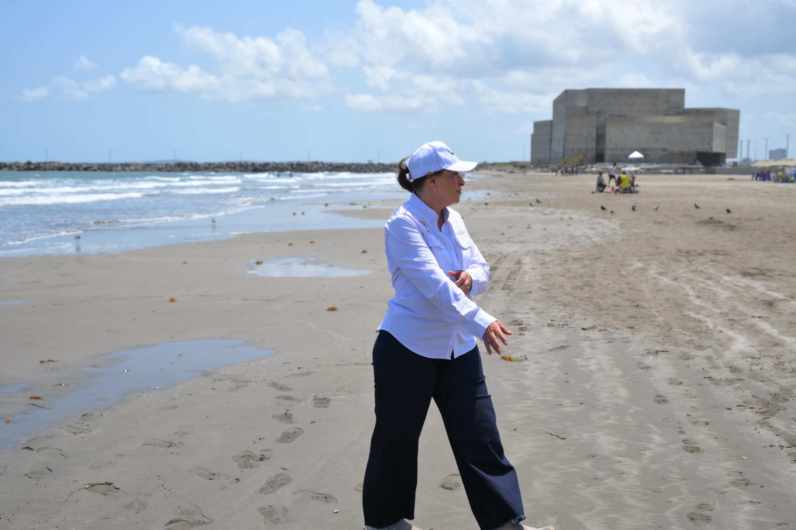 Entre 12 y 13 kilos diarios de hidrocarburos se sacan de playas en zona conurbada Veracruz- Boca del Río