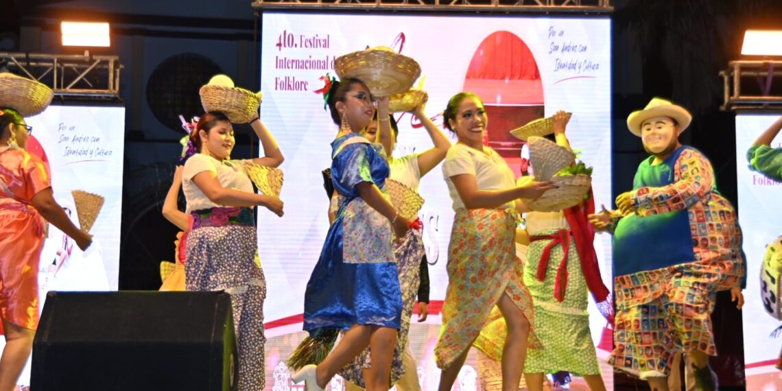 Recupera San Andrés Tuxtla vocación cultural con Festival Internacional del Folklore