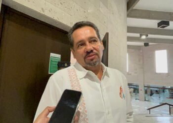 Maestros defienden autonomía sindical ante reformas educativas