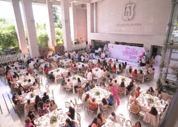 Reconoce Congreso el esfuerzo y dedicación de las madres trabajadoras
