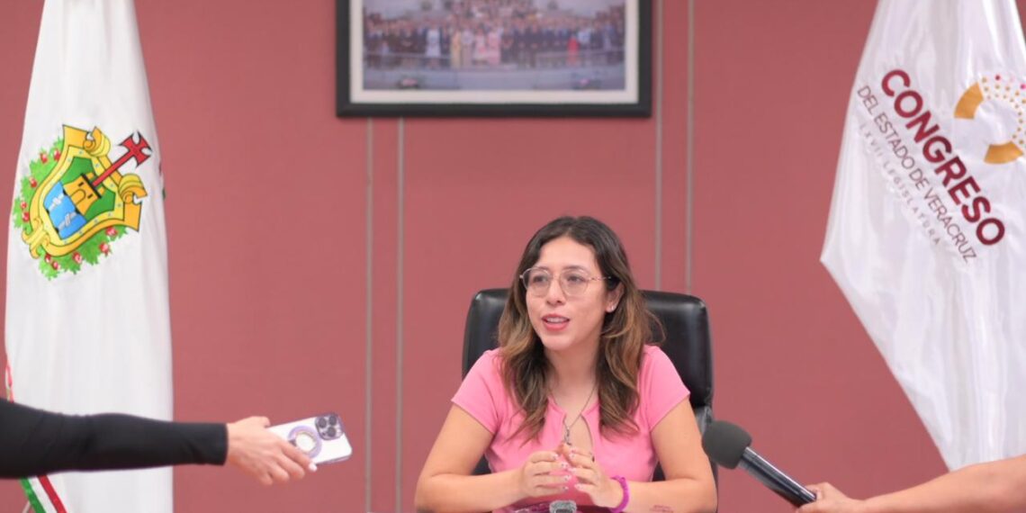 Avalan 199 Ayuntamientos adherirse a programa de saneamiento financiero de Rocío Nahle