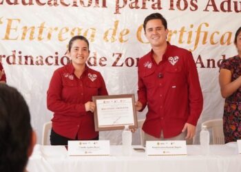 Impulsa Gobierno Municipal la educación comunitaria en San Andrés Tuxtla