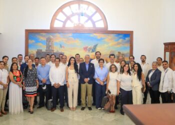 Impulsan inversiones y desarrollo industrial para Veracruz