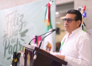 Ser padre, compromiso permanente, entrega, paciencia, valores y ejemplos: Esteban Bautista