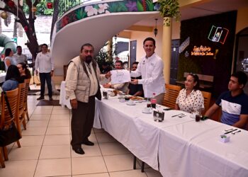Medios de comunicación pilares de un buen gobierno: Rafa Fararoni 