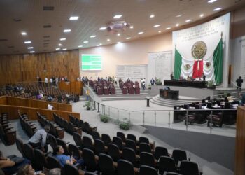 Amplía Congreso catálogo de perfiles profesionales para titularidad del Orfis