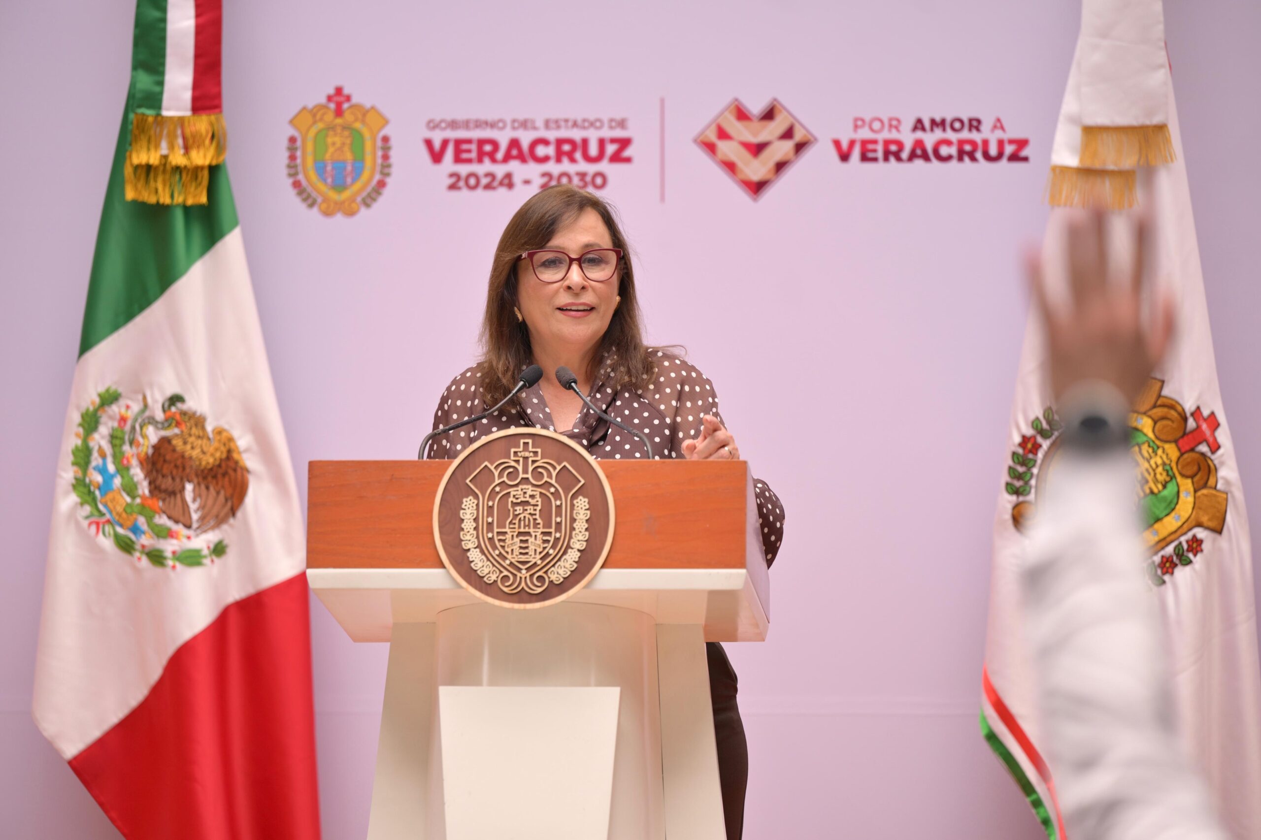 FGR mantiene investigación sobre centro de almacenamiento de hidrocarburos en Coatepec: Gobernadora