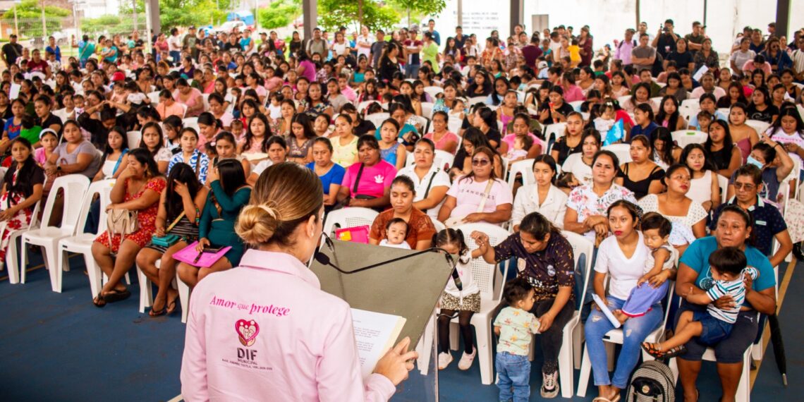 Entrega DIF San Andrés Tuxtla apoyos alimentarios “Primeros Mil días de Vida”