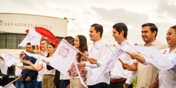 Gobierno de Rafa Fararoni da banderazo a transformación del bulevar 5 de febrero de San Andrés Tuxtla