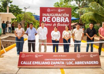 Cumple Rafa Fararoni a familias de El Abrevadero con inauguración de calle Emiliano Zapata 