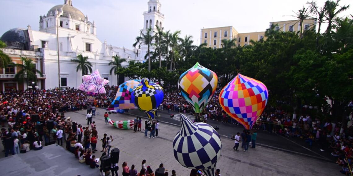 Presenta San Andrés Tuxtla su Festival Internacional del Globo 2026 en el puerto de Veracruz