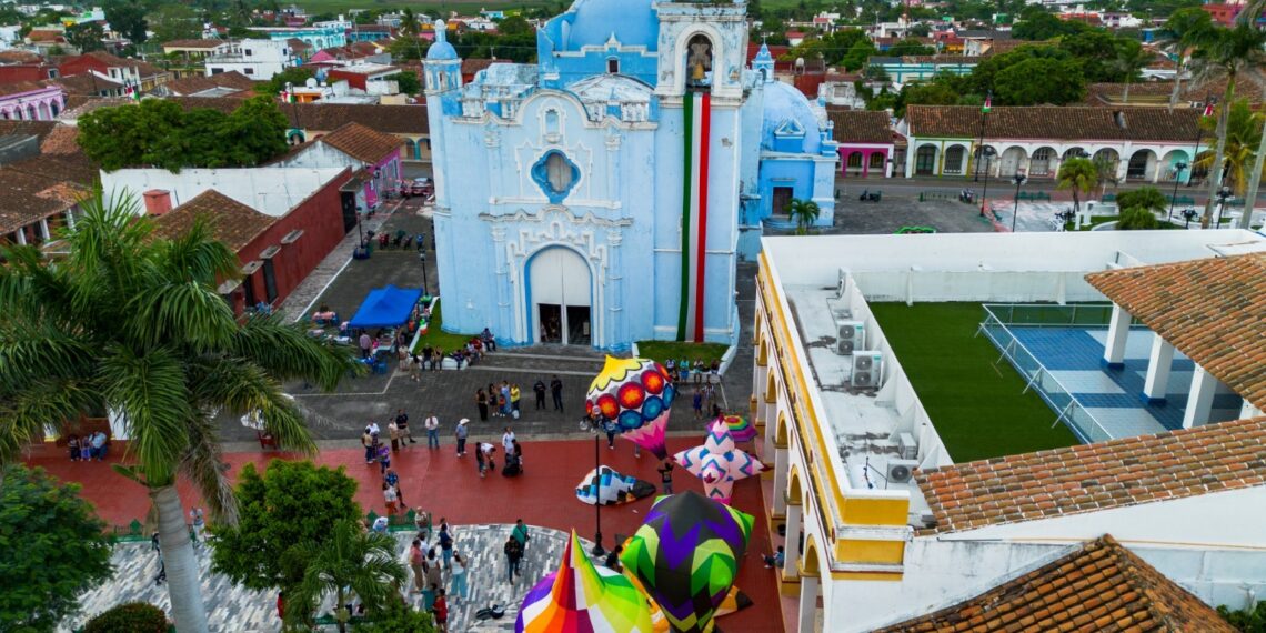 Festival Internacional del Globo 2026 llegó a Tlacotalpan 