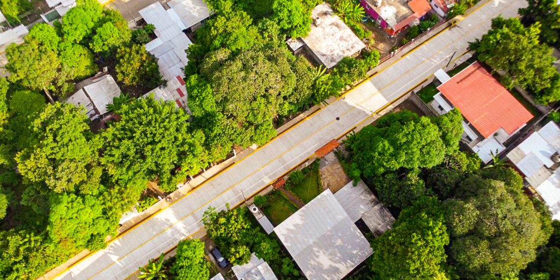 Más obra pública para las colonias: Gobierno de Rafa Fararoni inaugura calle en la 20 de noviembre