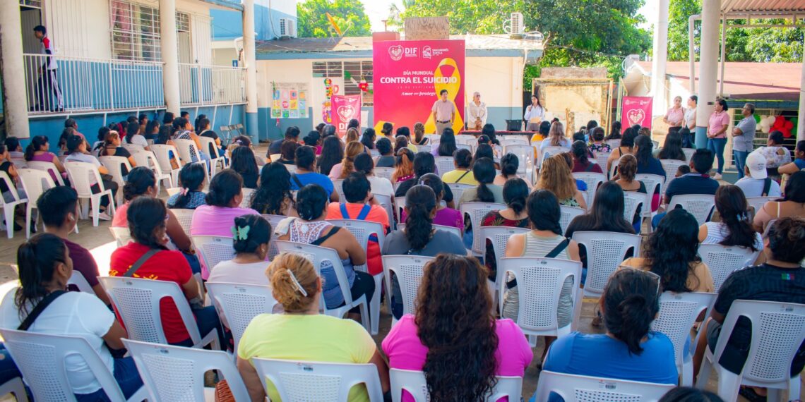 San Andrés Tuxtla fortalece la prevención del suicidio con plática de salud mental en Tepanca