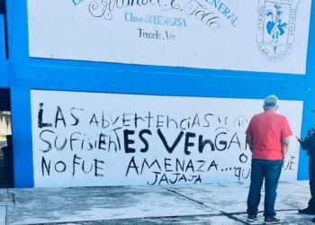 Suspenden clases en secundaria de Teocelo por mensaje amenazante en el patio de la escuela