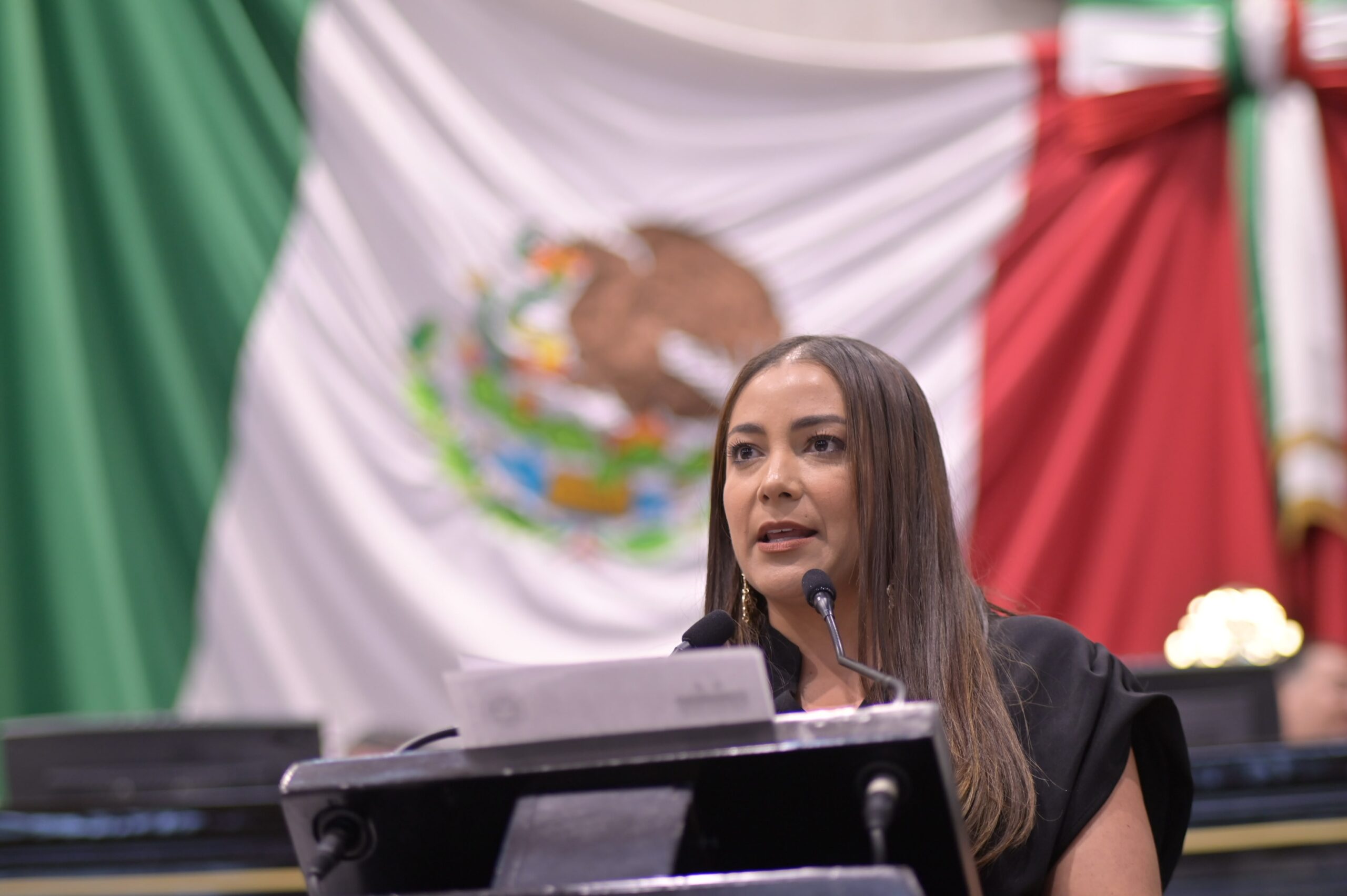 Diputada Roxana Barragán impulsa alivio fiscal para las familias de Alvarado; respalda reducción de recargos y multas municipales